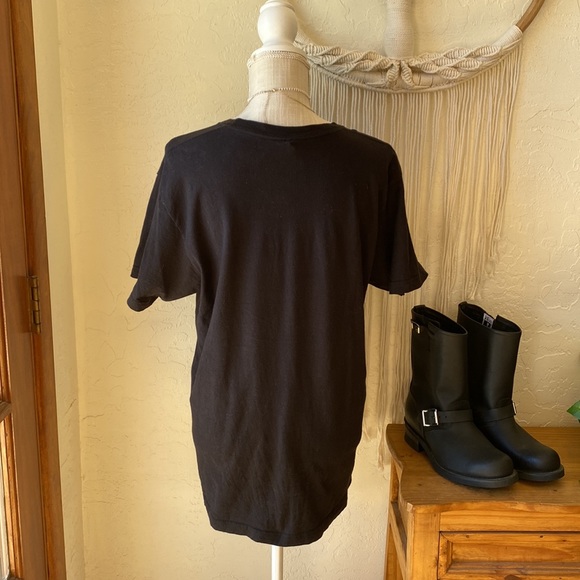 🎉 NEW🎉 VINTAGE REFASHION JOURNEY DON’T STOP BELIEVING GRAPHIC TEE‼️ - Picture 10 of 12